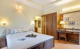 Stayvista At Stonehill Manor With Outdoor Sitting, Bonfire