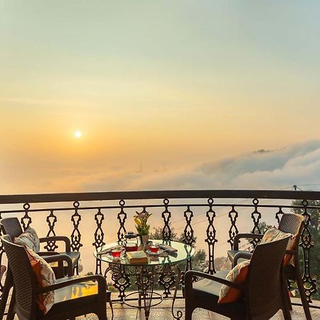 Stayvista At Stonehill Manor With Outdoor Sitting, Bonfire Dharamshala Exterior photo